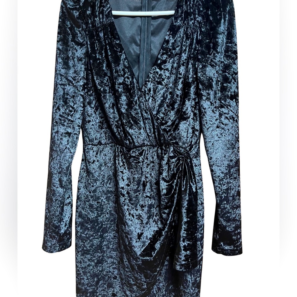 Womens Blck Velvet Longsleeve Mock Wrap Dress SIZE Medium